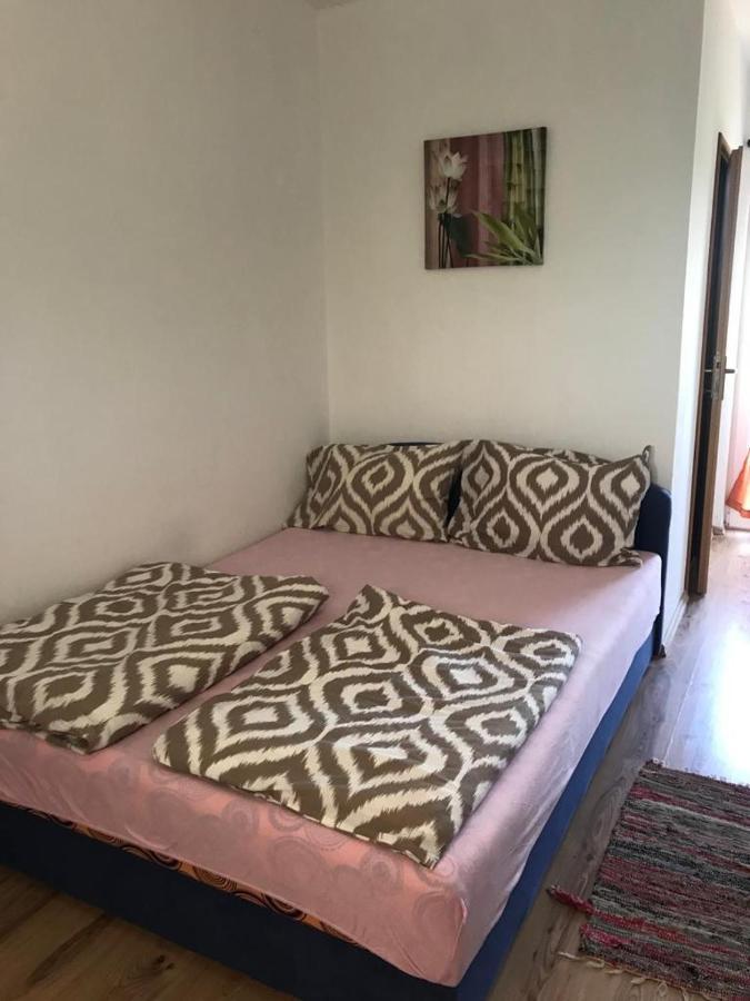 Studio Apartments Mt Šmrika Buitenkant foto