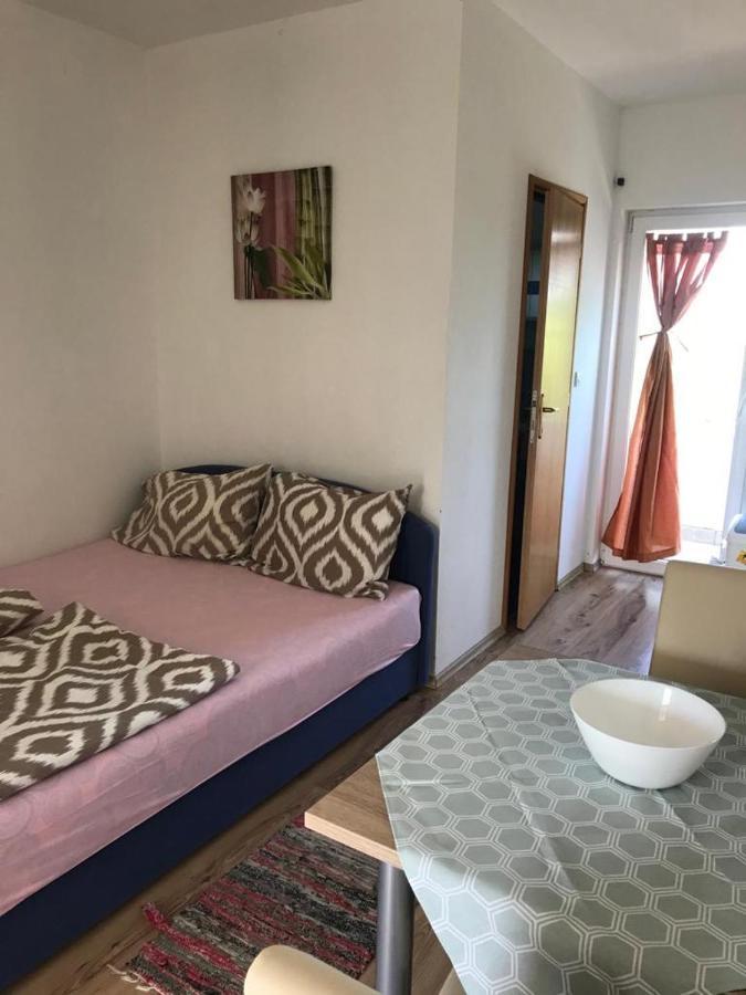 Studio Apartments Mt Šmrika Buitenkant foto