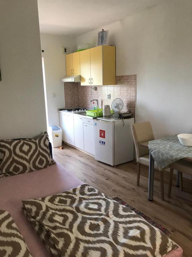 Studio Apartments Mt Šmrika Buitenkant foto
