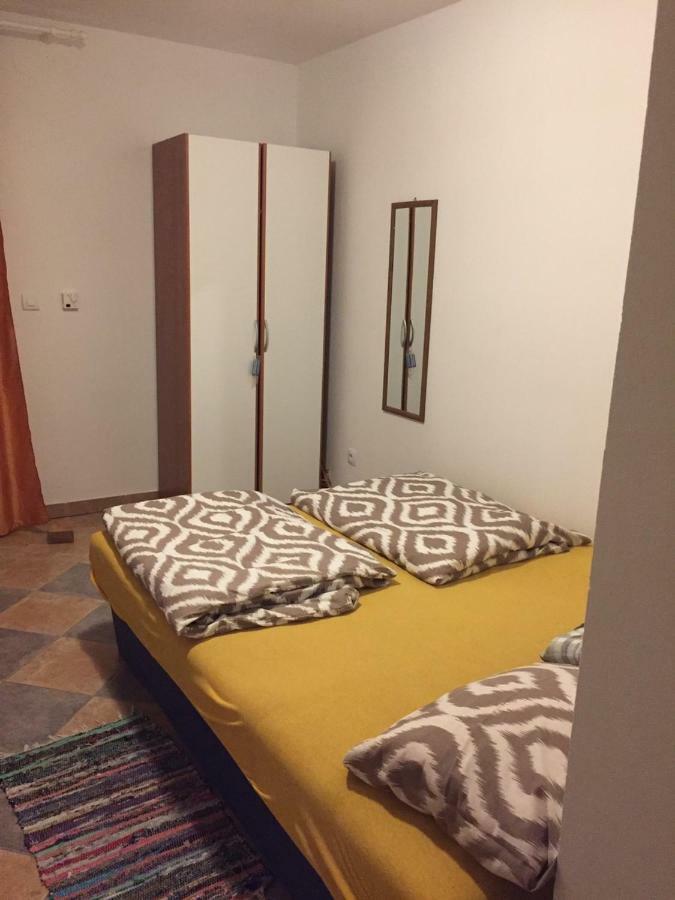 Studio Apartments Mt Šmrika Buitenkant foto
